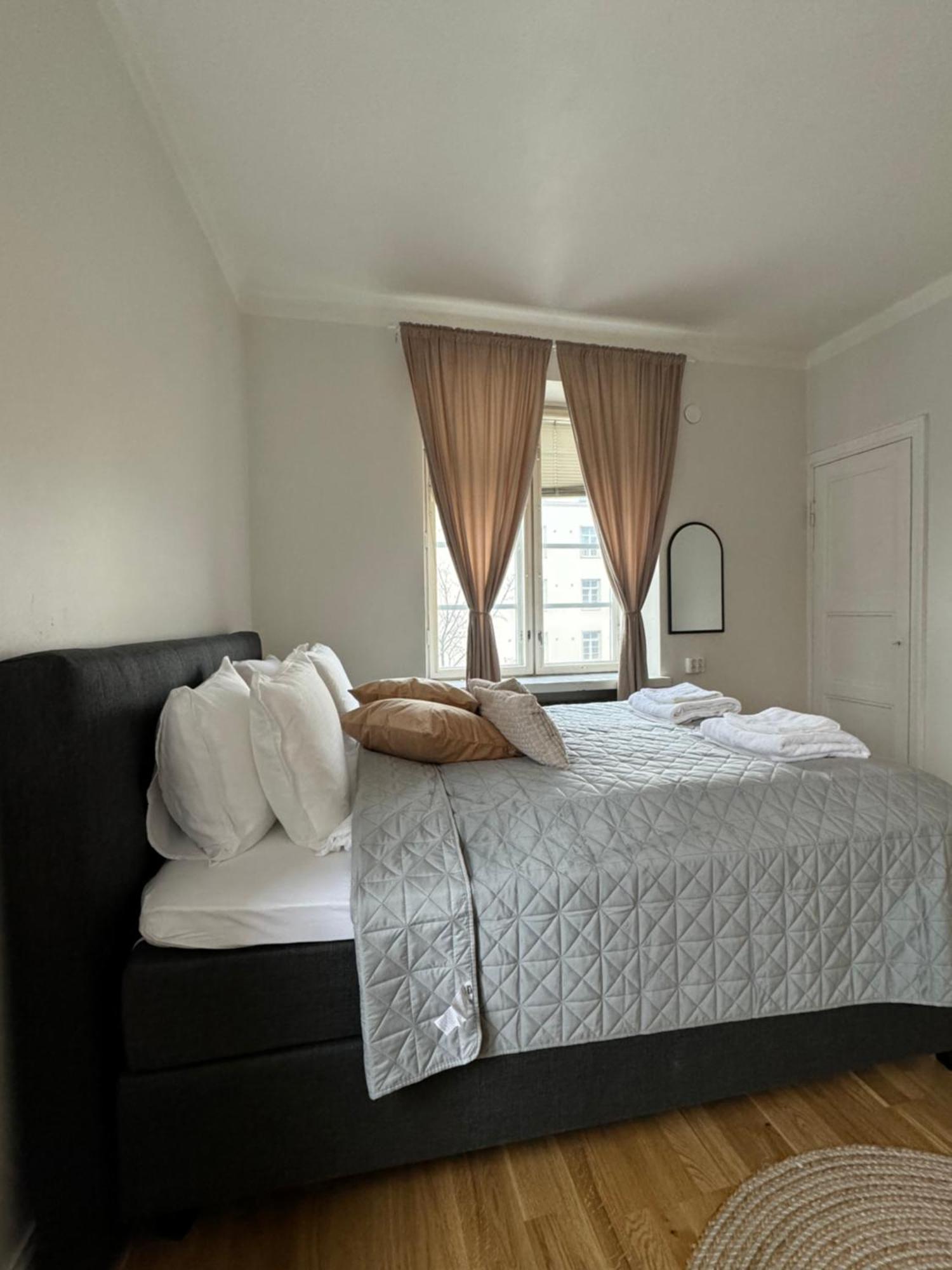 Your Chic Vibrant Airbnb Хельсинки Экстерьер фото